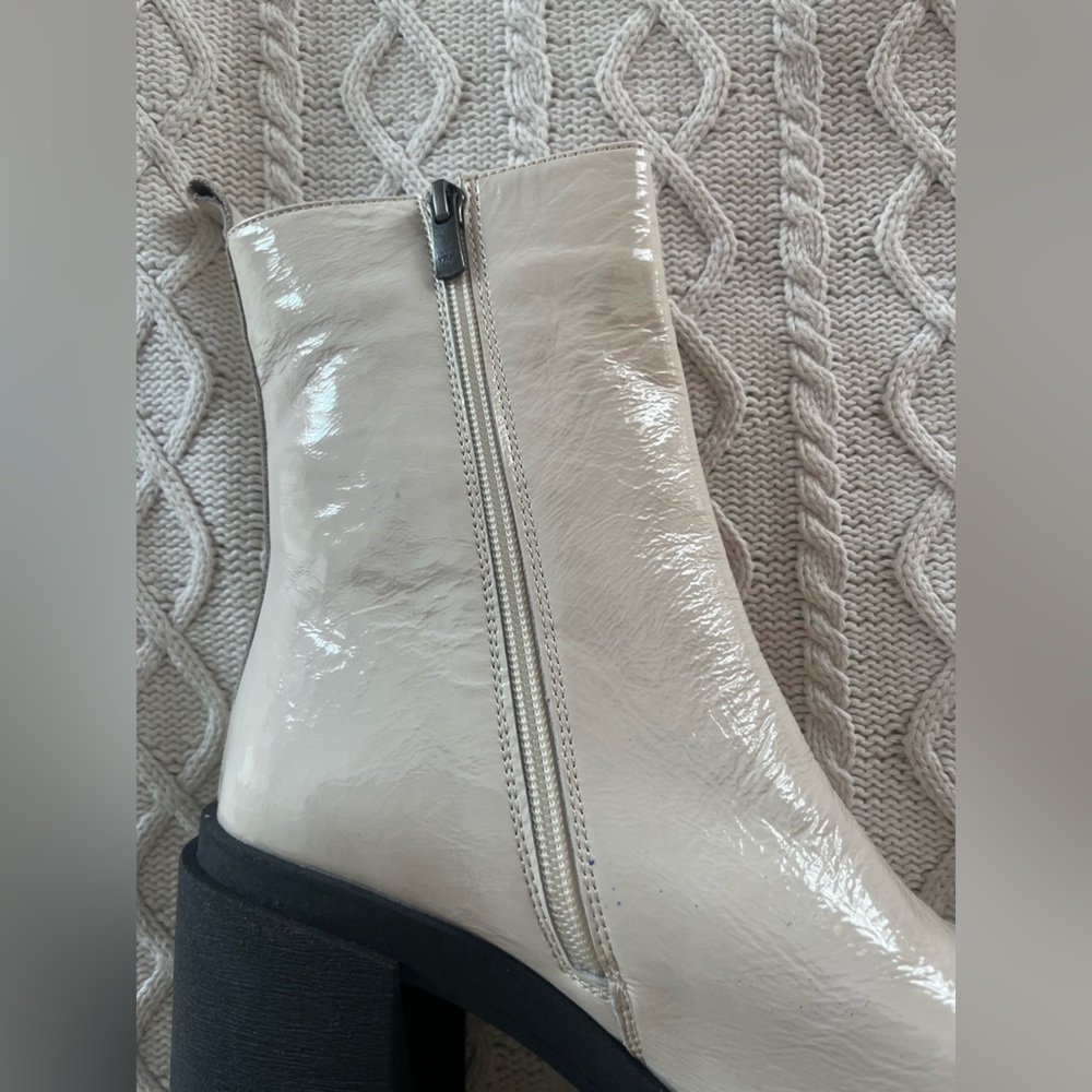 Steve Madden Chunky Bone Color Ankle Boots with Zipper patent Leather Size 9 - Picture 7 of 13